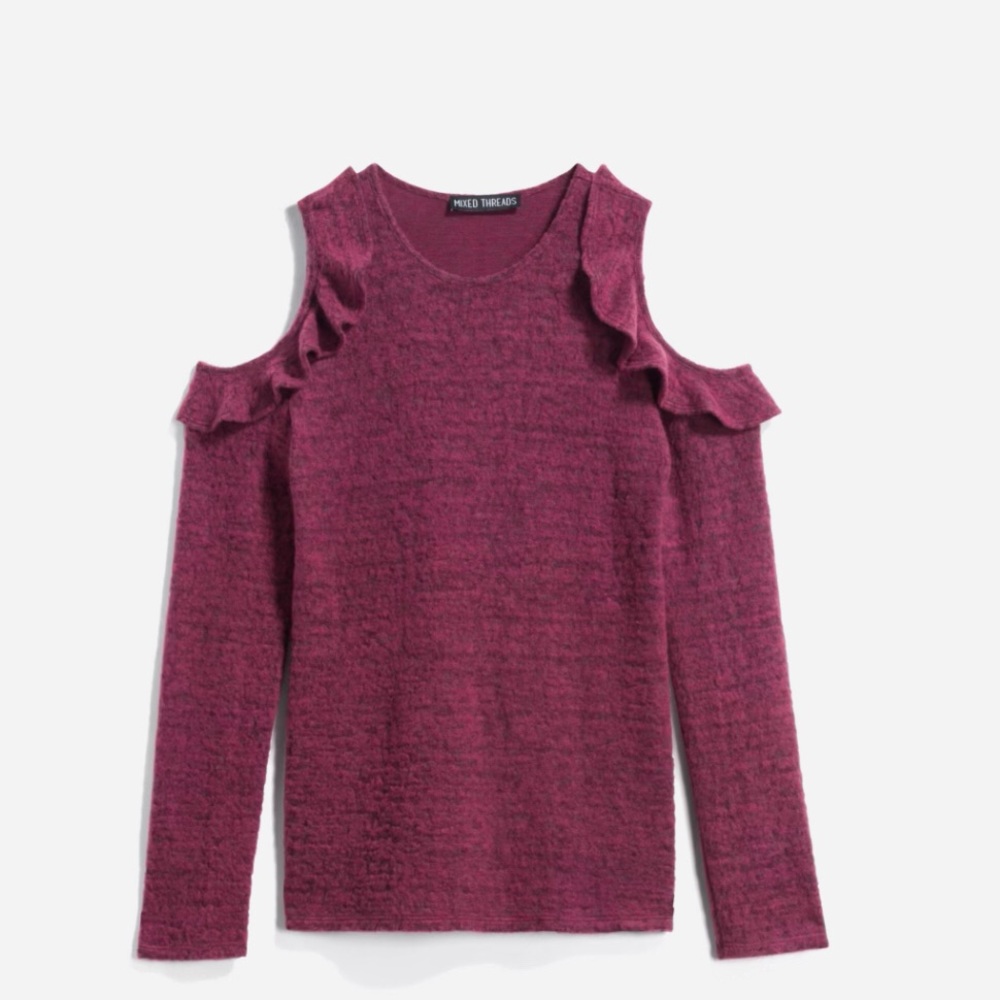 Mixed Threads Ashtyn cold shoulder knot top.